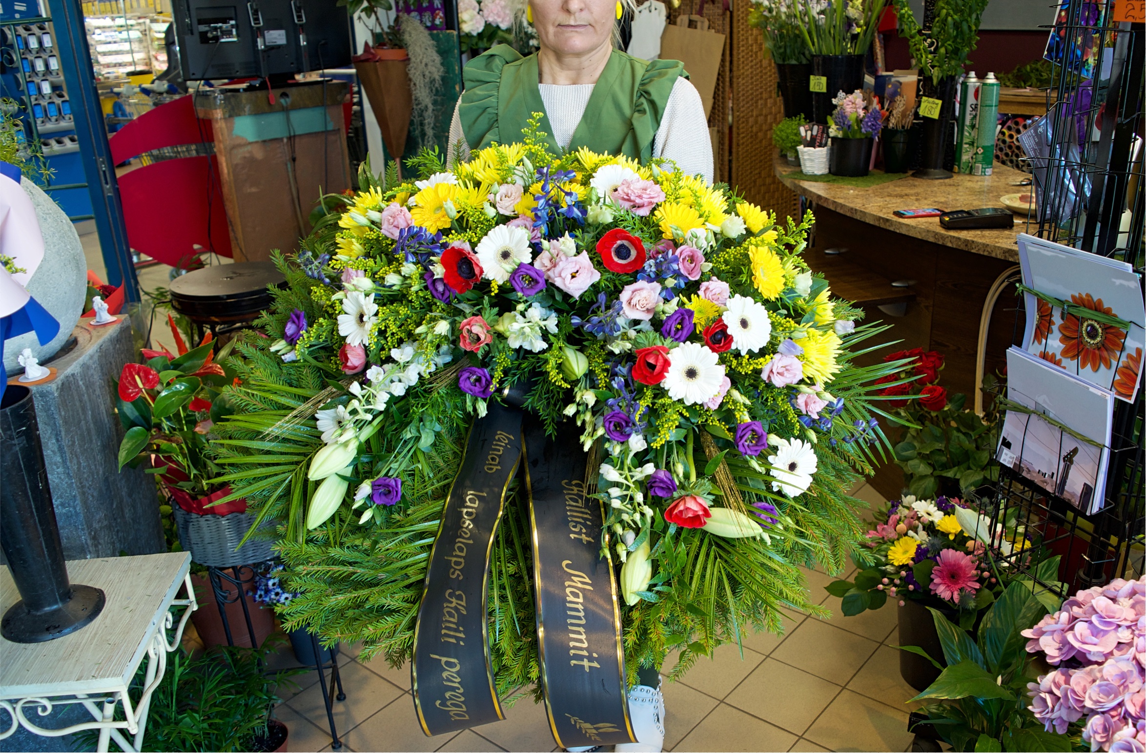 Matusepärjad ja leinakimbud Laulasmaa Matusepärjad ja leinakimbud Laulasmaa