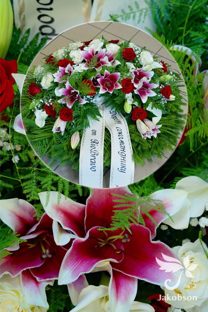 matusepärg kuuseokstega