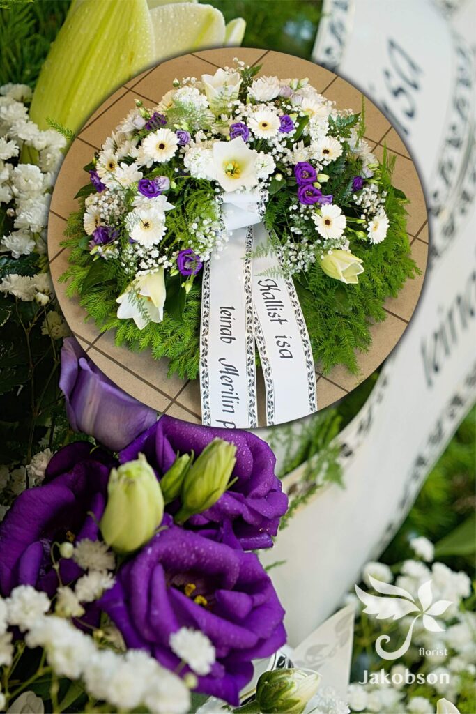 matusepärg kuuseokstega