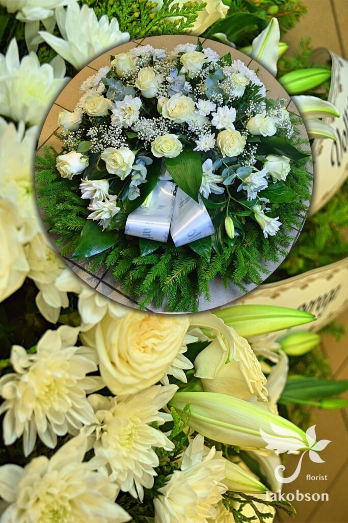 matusepärg kuuseokstega